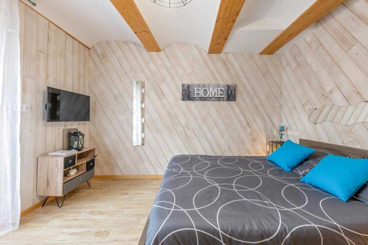 Les Nuits D'Anis - Appartements Hypercentre Le Puy-en-Velay المظهر الخارجي الصورة